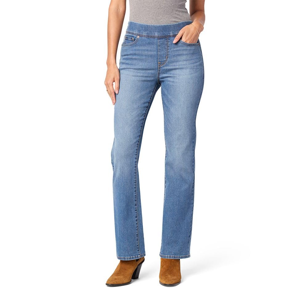 Levi Strauss Signature Gold Women's Totally Shaping Pull On Bootcut Jeans