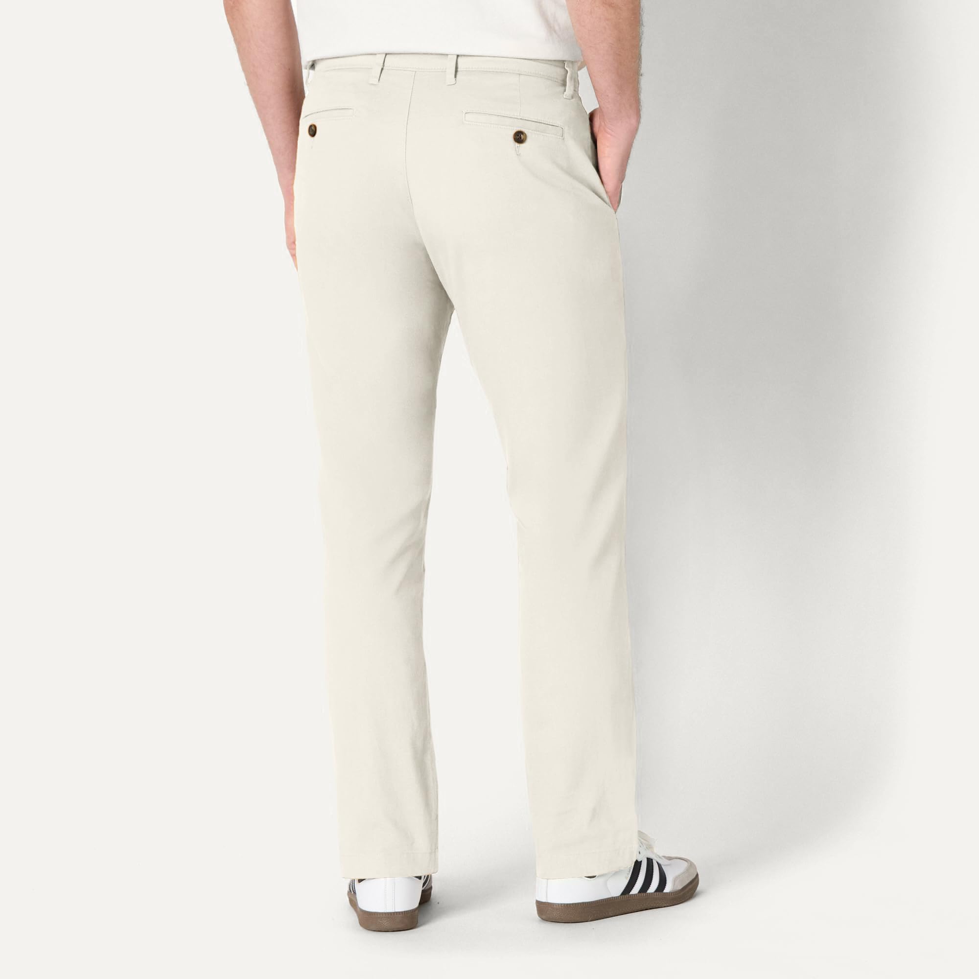 Amazon Essentials Men's Athletic-Fit Stretch Chino Pants, Casual Business Wear