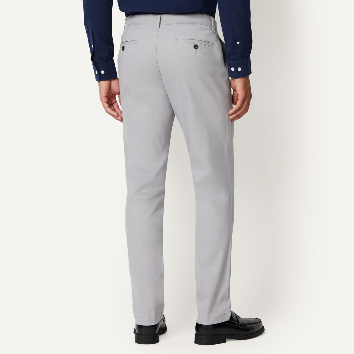 Amazon Essentials Men's Athletic-Fit Stretch Chino Pants, Casual Business Wear