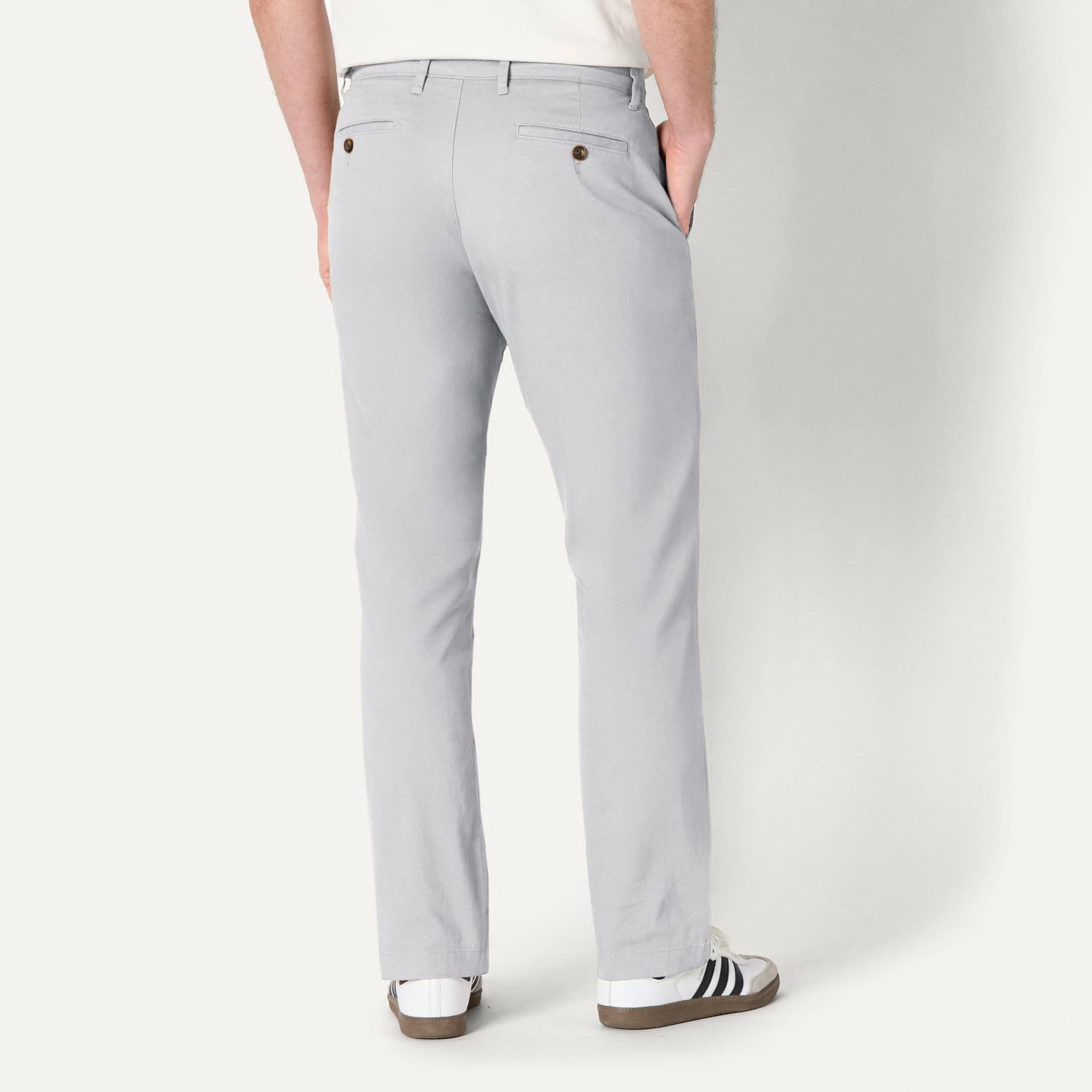 Amazon Essentials Men's Athletic-Fit Stretch Chino Pants, Casual Business Wear