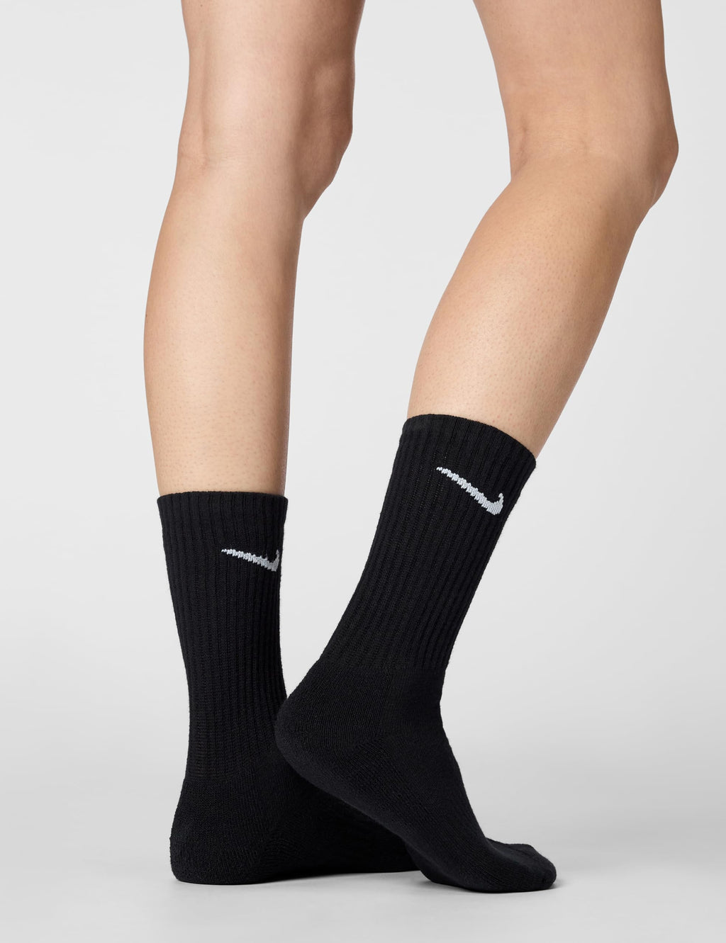 Nike Adult Everyday Cushioned Training Crew Socks (6-Packs) | Mens & Womens