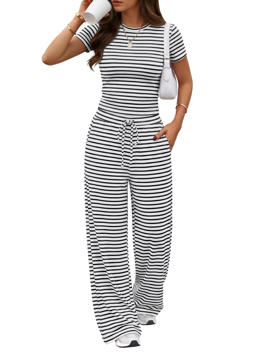 Trendy Queen Women's 2 Piece Matching Summer Lounge Set with Pockets