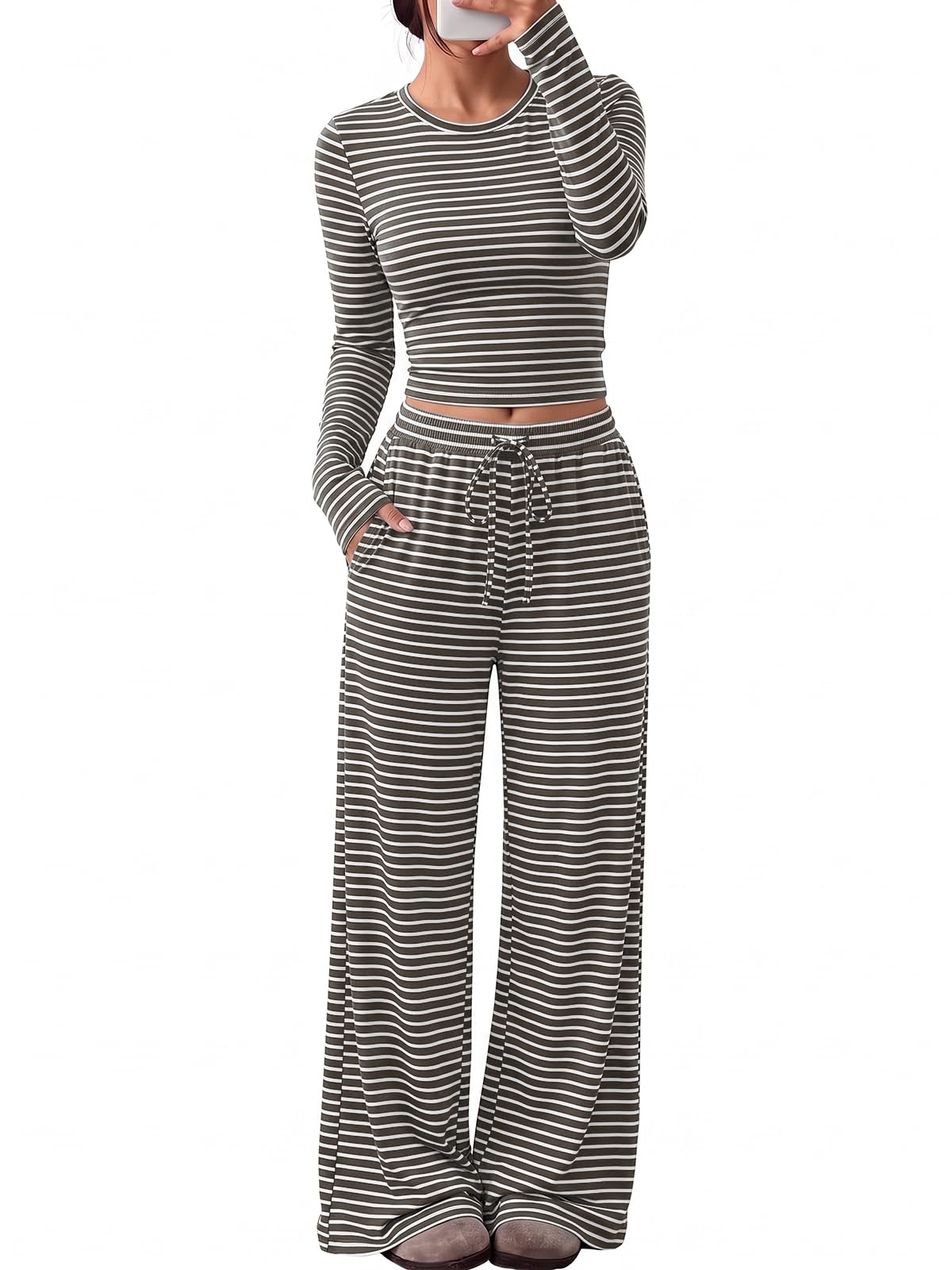 Trendy Queen Women's 2 Piece 2026 Fall Fashion Lounge Set with Pockets