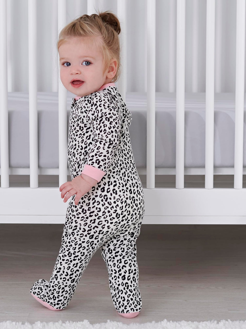 Gerber Baby Girls 4-Pack Sleep 'N Play Footie