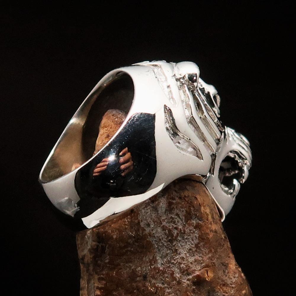 Excellent crafted Men's Predator Ring Tiger red CZ Eyes Sterling Silver 925