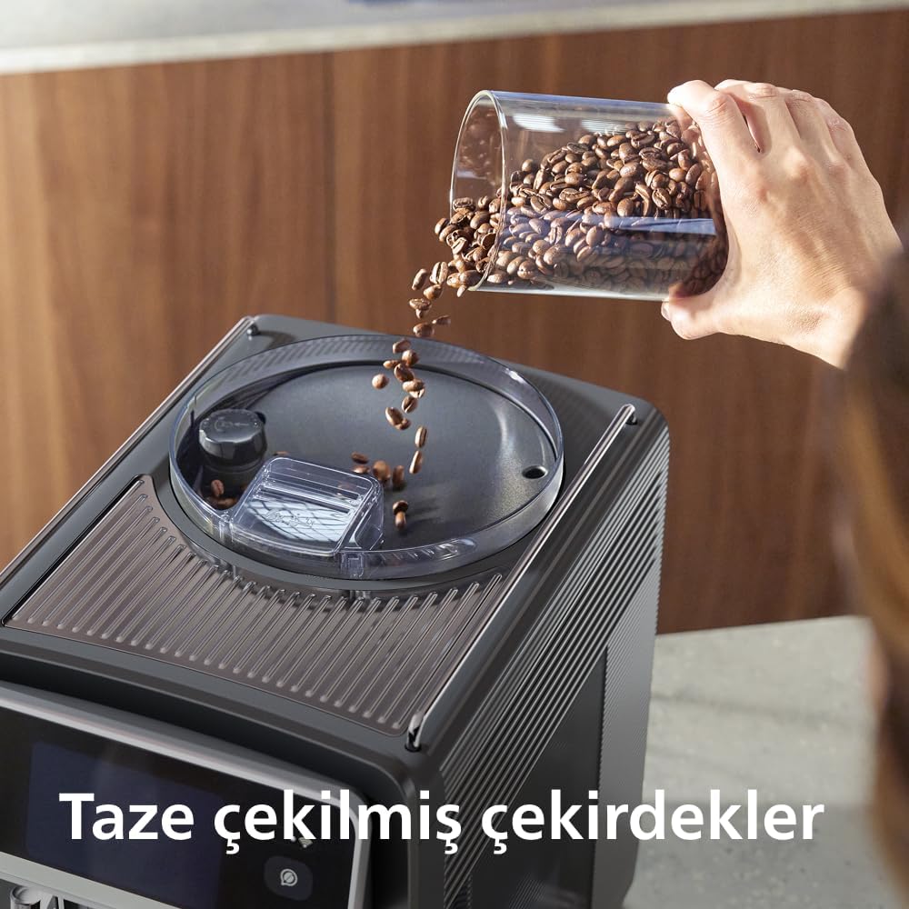 Philips 5500 Serisi LatteGo Tam Otomatik Espresso Makinesi, 20 Sıcak ve Soğuk İçecek, Renkli Dokunmatik Ekran, SilentBrew Teknolojisi (EP5543/90)