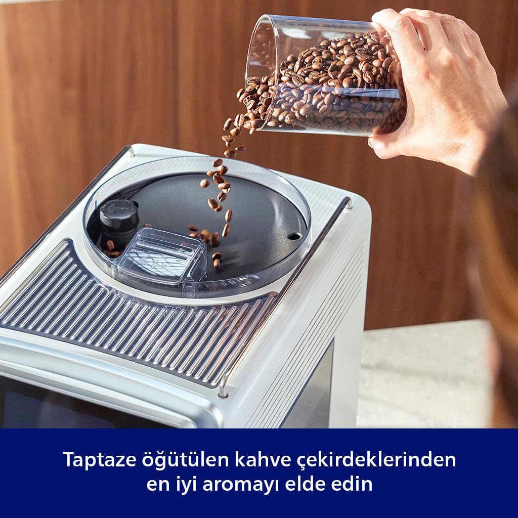 Philips 5500 Serisi LatteGo Tam Otomatik Espresso Makinesi, 20 Sıcak ve Soğuk İçecek, Renkli Dokunmatik Ekran, SilentBrew Teknolojisi (EP5543/90)